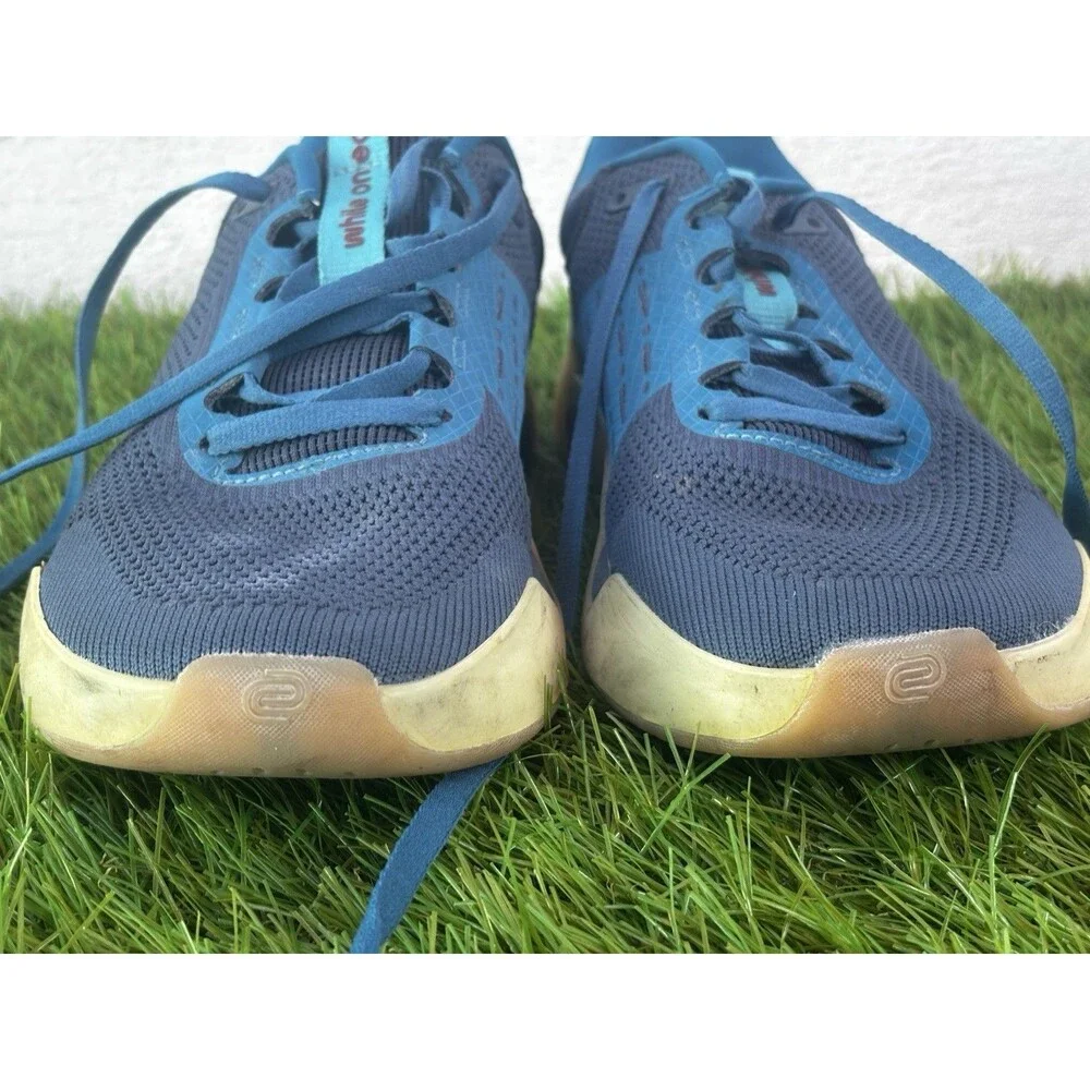 While On Earth Move Trainer seaport / oat SZ 7 Men 8.5 Women